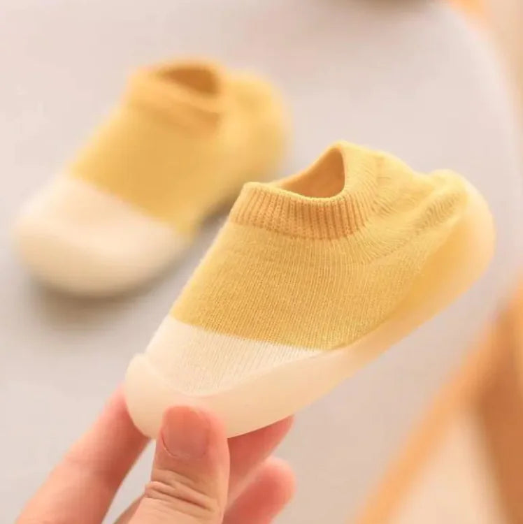 Toetally Snug - Kids Sock-Shoes