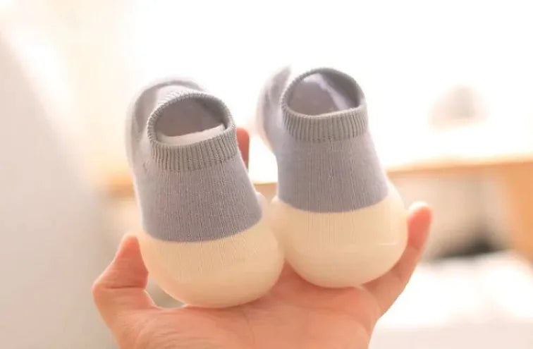 Toetally Snug - Kids Sock-Shoes