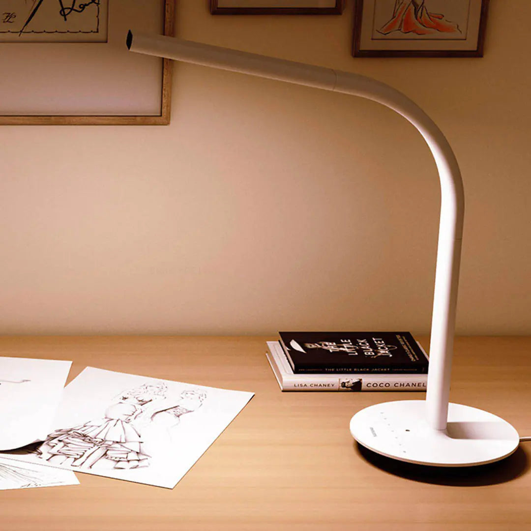 Smart 'Eye-Caring' Reading Lamp