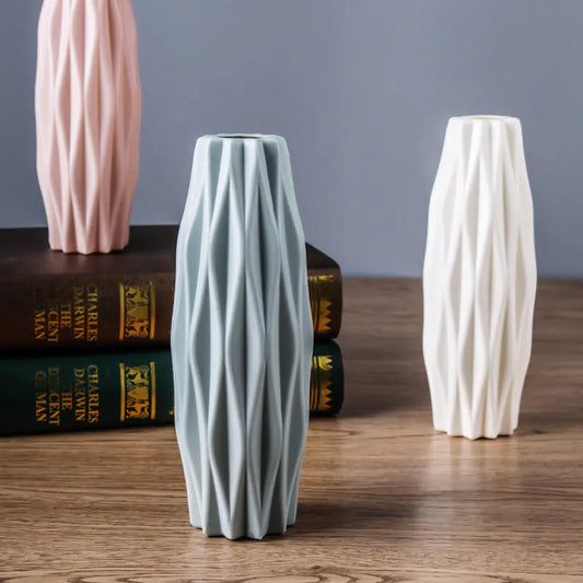 Nordic Plastic Hydroponic Dried Flower Vase for Desk