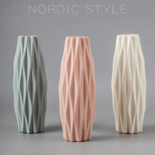 Nordic Plastic Hydroponic Dried Flower Vase for Desk